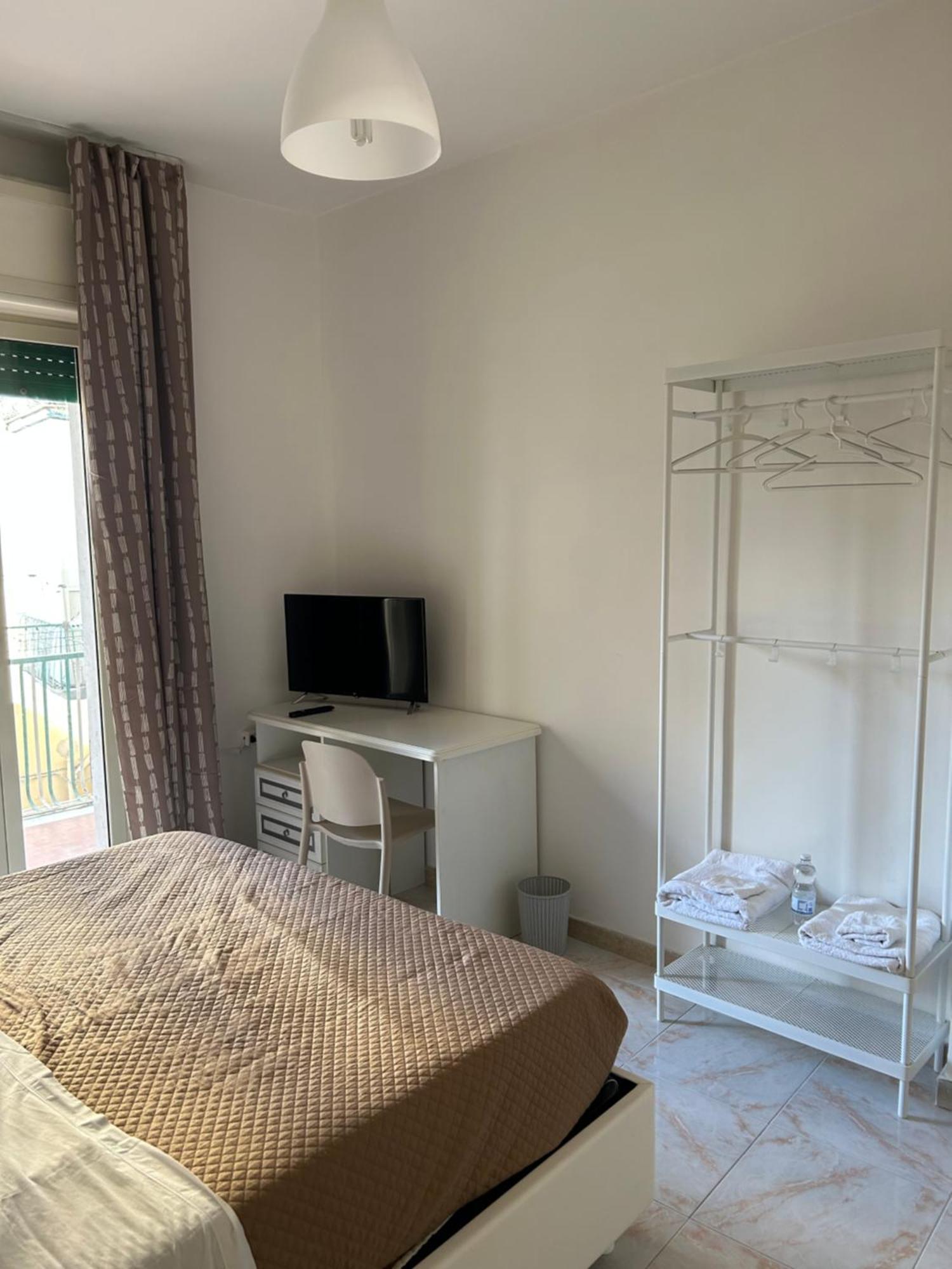 Happy Fly Now Bed & Breakfast Napoli Bagian luar foto